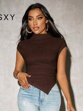 3 For $15🎊 Asymmetric Hem Short Sleeve Knit T-Shirt